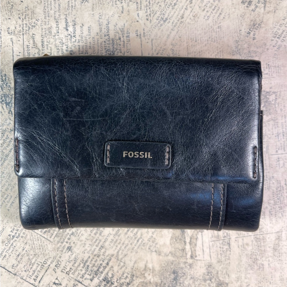 Fossil Black Distressed Buffalo Leather Multifunction Wallet Organizer